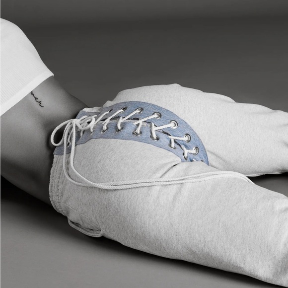 NICKI SWEATS | HEATHER GREY - Picture 5 of 14